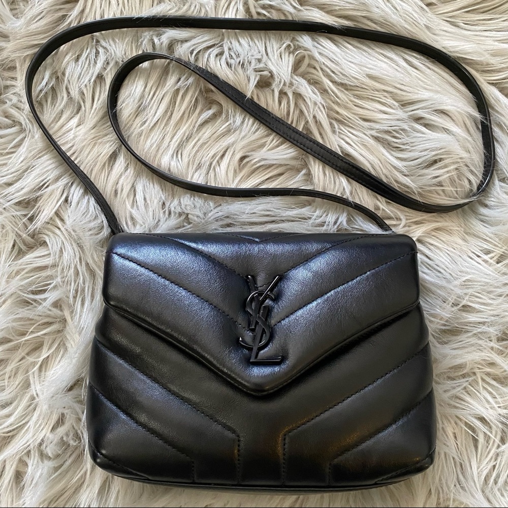 SAINT LAURENT YSL Loulou Toy Matelasse Calfskin Flap-Top Black Hardware